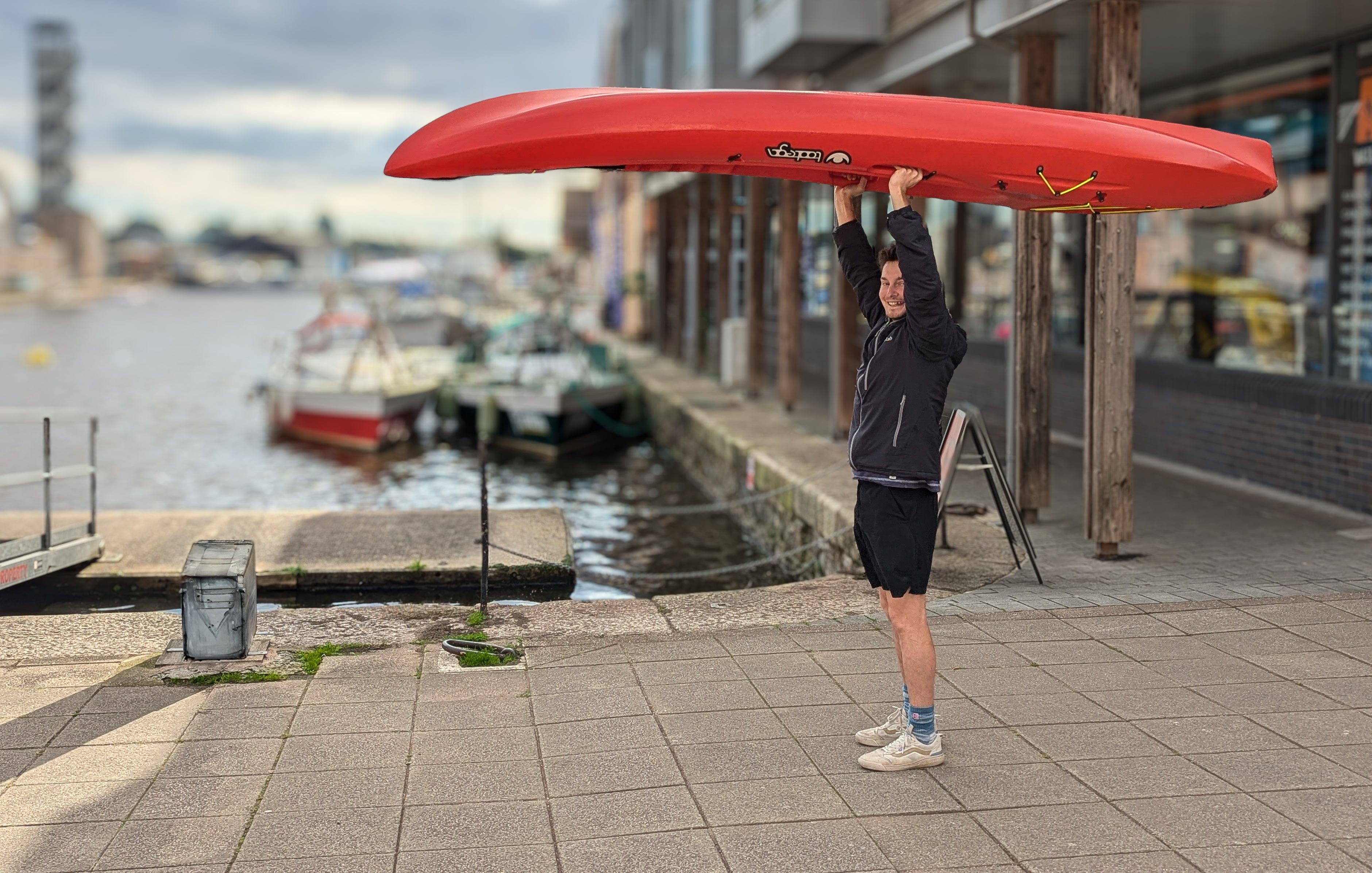 Tootega Kinetic 100 Hydrolight Lightweight Kayak