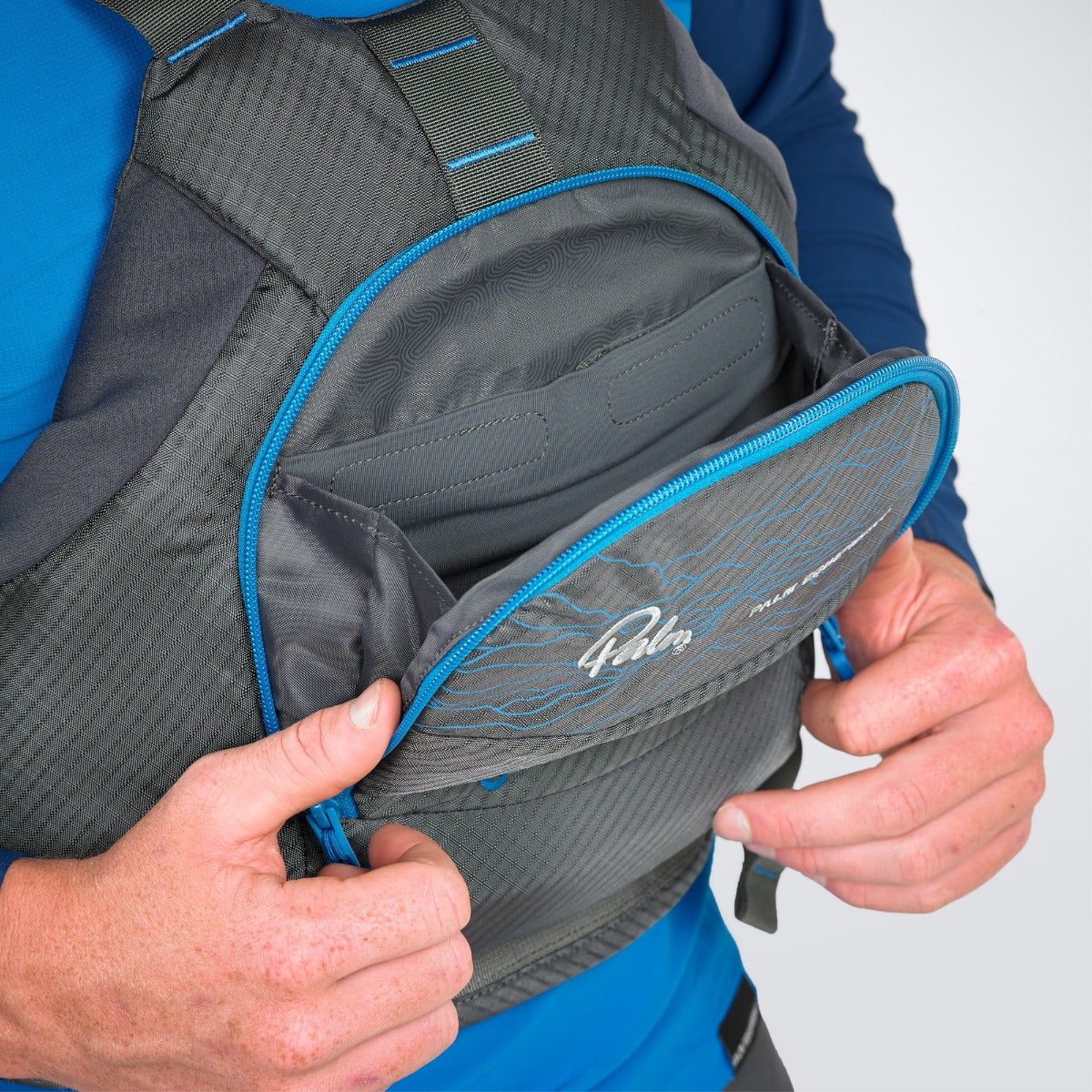 Palm Riff PFD Jet Grey Front Pocket Detail