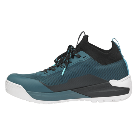 Palm Wave Sneaker