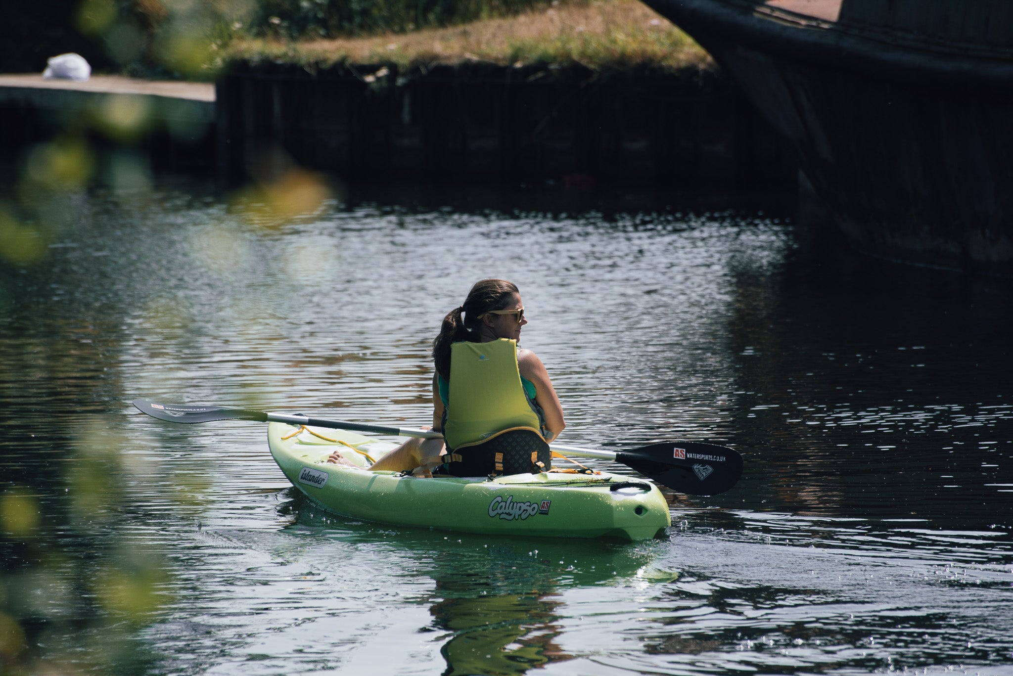 Single Kayak Hire Action shot on exeter canal