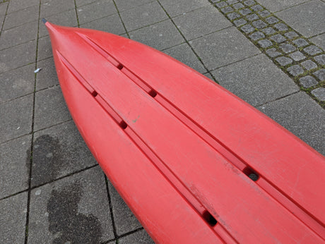 Second-Hand Perception Triumph 13 Red